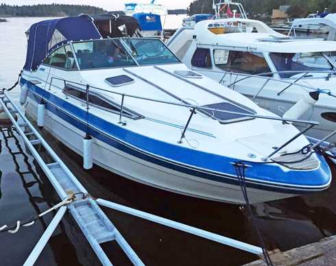 Sea Ray 250 Sundancer stulen från Tuna hamn i Österåker, Stockholm